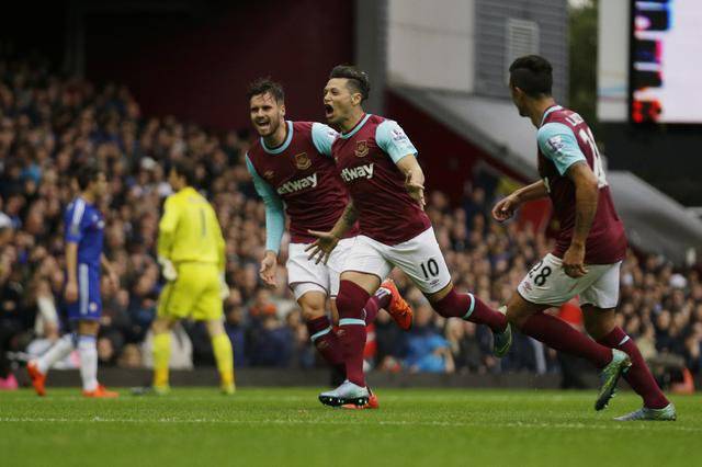 Mauro Zarate ostaje u Boki