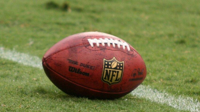 Poginuo kvoterbek Pitsburg Stilersa