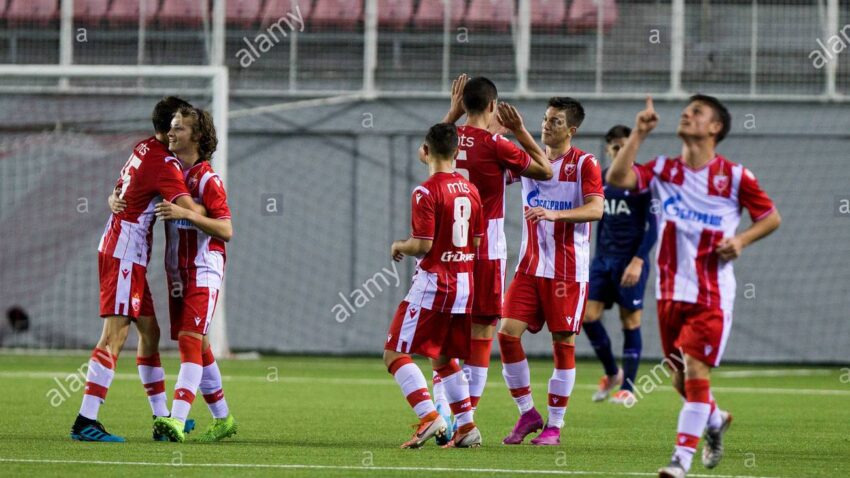 Zvezda bez trojice igrača iz prve postave na megdan Partizanu!
