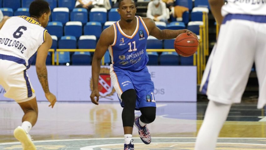 Mornar poražen od Metropolitana