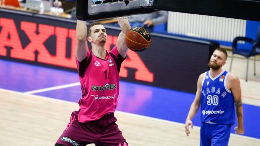 Simonović se povukao sa drafta, isto uradili i ostali košarkaši Mege