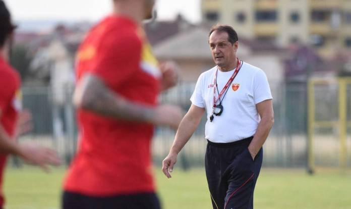 Faruk Hadžibegić: Nemamo poseban pritisak, želimo tri boda