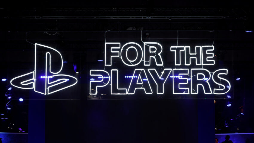 Playstation 5 samo u online prodavnicama!