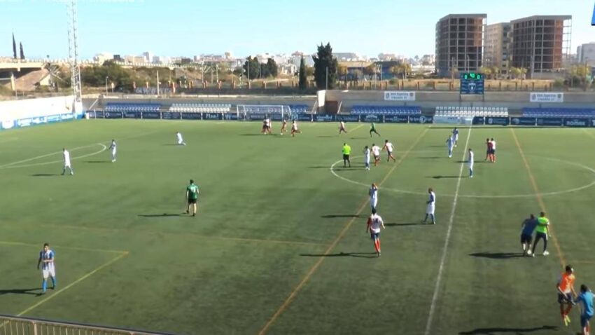 Golman dao gol u 95. minutu, pa primio gol sa centra: Od heroja do tragičara (VIDEO)