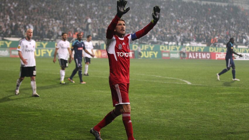 Legendarni turski golman se oporavlja!