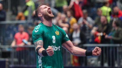 Vuk Lazović – Biografija