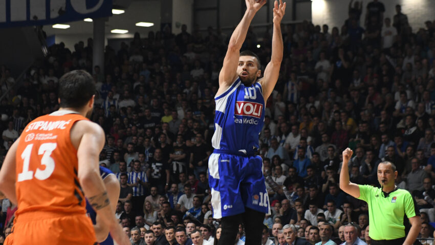 Nemanja Gordić - biografija