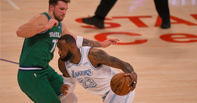 Džejms: Živimo u dvije Amerike