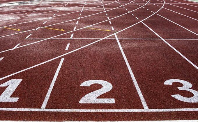 Amerikanac oborio rekord u trci sa preponama na 60 metara!