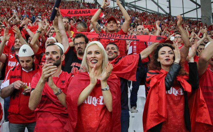 Bez publike Engleska-Albanija