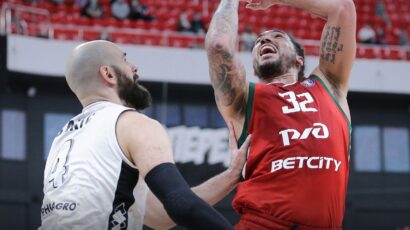 Lokomotiva lako sa Saratovim, Uniks još lakše sa Kalevom