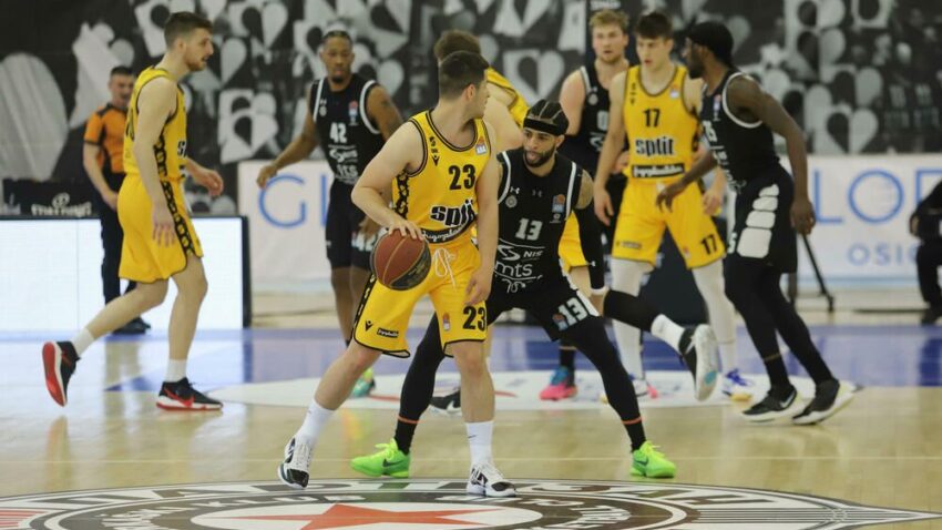 Partizan slavio protiv Splita