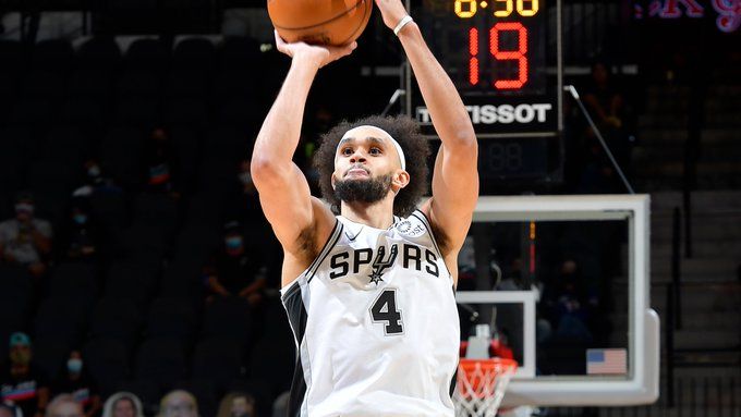 Derik Vajt završio sezonu: Povreda zgloba za beka Sparsa