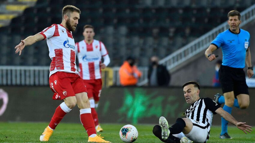 Dresovi sa večitog derbija biće na aukciji