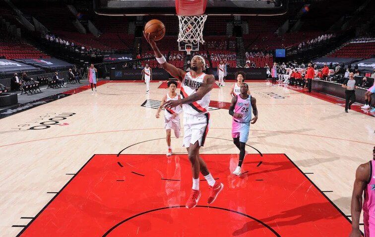 Holis-Džeferson potpisao novi ugovor sa Portlandom