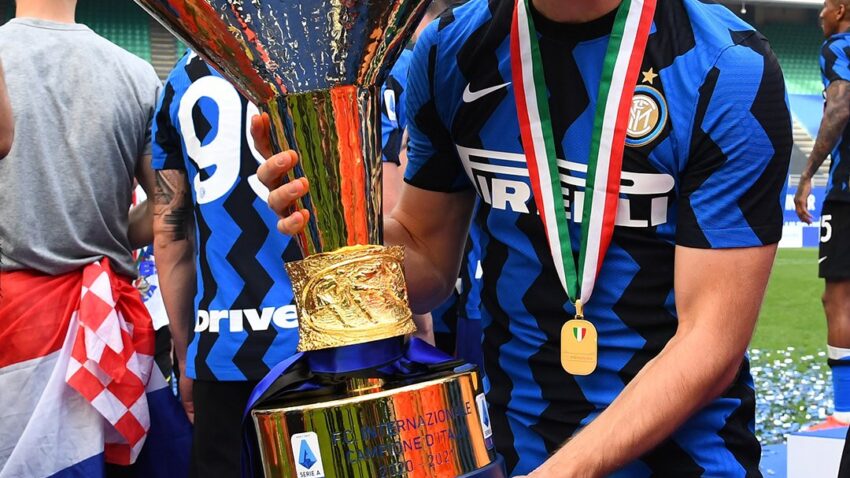 Eriksen u dilemi ostaje li na Meaci