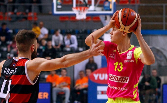 Luka Cerovina produžio ugovor sa Megom!