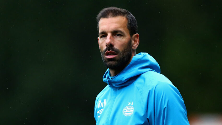 Van Nistelroj od naredne sezone na klupi PSV-a?