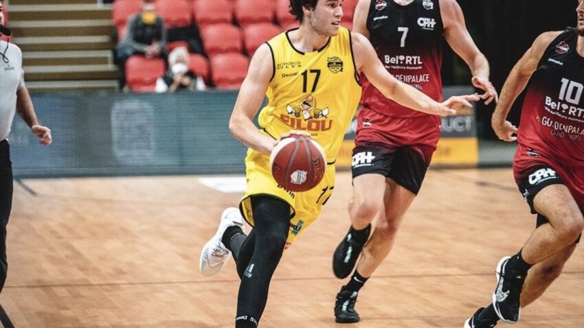 Mario Nakić u Andori?