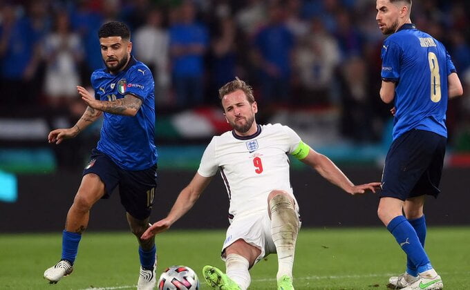 Kejn: Ako nekoga zlostavljate na društvenim mrežama niste navijači Engleske!