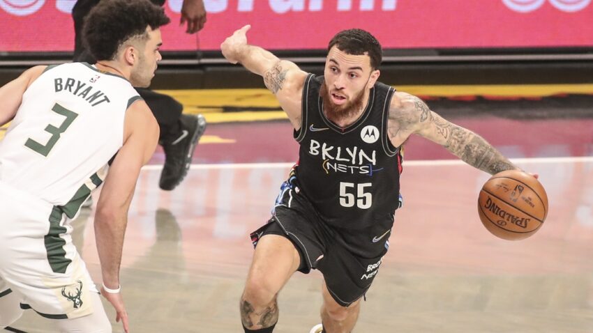 Bruklin Netsi odustali od prava na Majk Džejmsa i Kris Čiozu, igrači postaju slobodni agenti