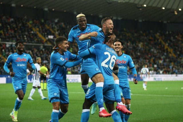 Aleks Meret ostaje u Napoliju