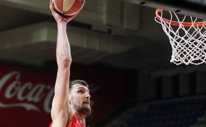 Crvena zvezda savladala Oradu!