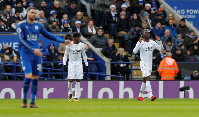 Kristal Palas-Lester, remizirali