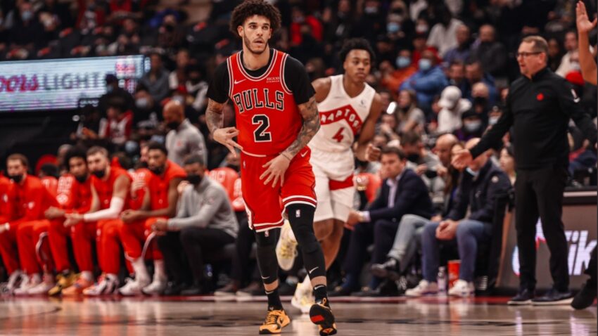 Čikago dobio Toronto: Prvi put u 25 godina počeli sezonu sa 4:0