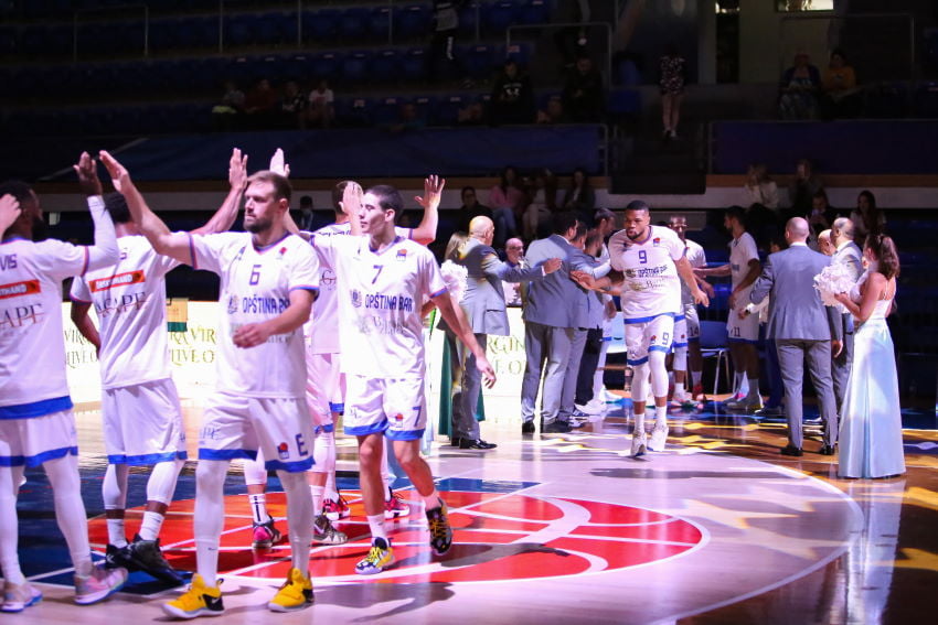 Mornar