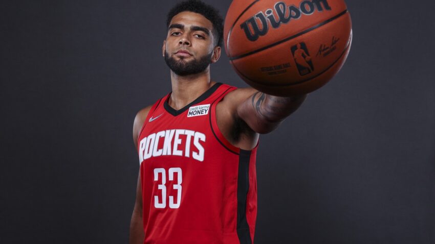 Hjuston otpustio Entoni Lemba, potpisali Gerison Metjuza