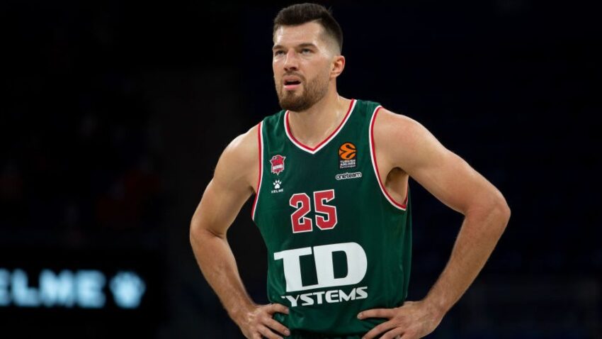 ALEK PITERS NAKON NAGRADE ZA MVP 1. KOLA EVROLIGE: Nijesam savršen i nikada neću biti