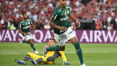 Dejverson fauliran od strane sudije?!