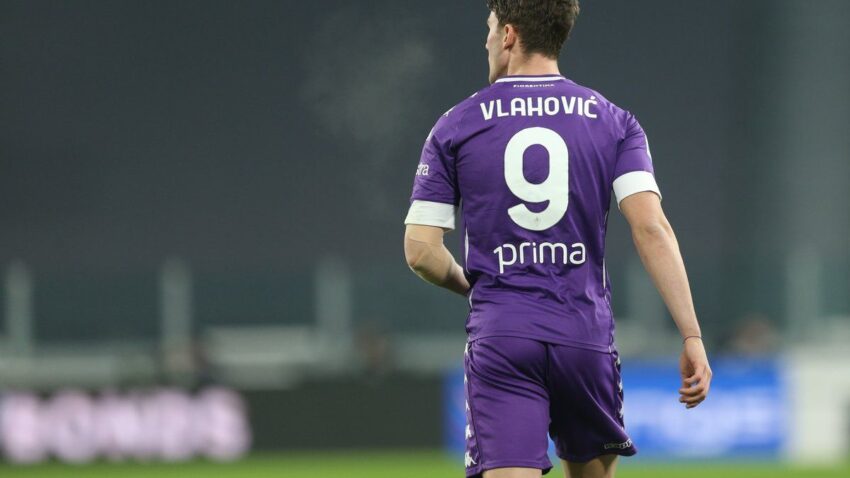 Vlahović dobio pastu od strane navijača Fiorentine!