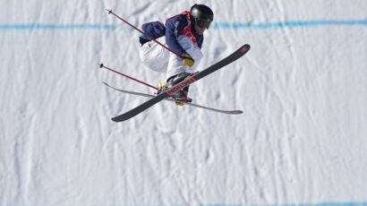 Aleksandar Hol osvojio zlato u slobodnom skijanju