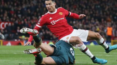 Midlzbro eliminisao Junajted 