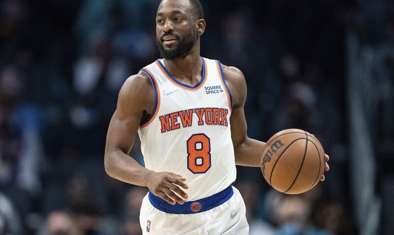 Kemba Voker završio sezonu