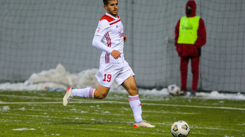 ZMAJ KOJI NE BLJUJE VATRU, VEĆ REŠETA MREŽE: Vujnović o odlasku u MLS, nestašlucima sa treninga i reprezentaciji Crne Gore...