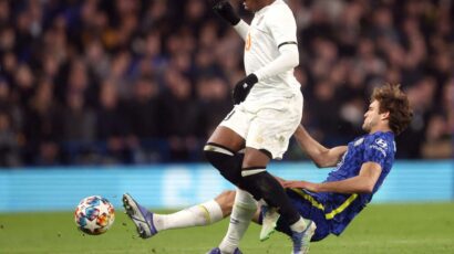 Džonatan Dejvid bira između Arsenala i Liverpula