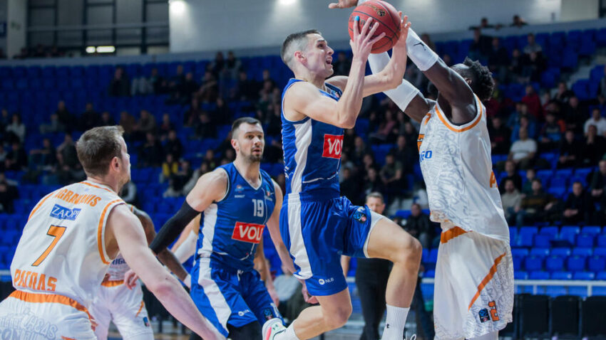 Budućnost rutinski protiv Promiteasa