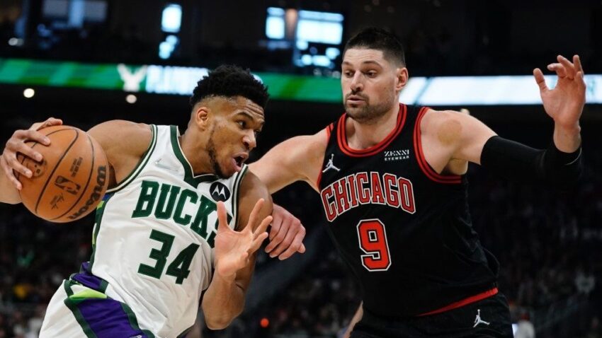 Vučević ne može sam, Milvoki slavio u Čikagu