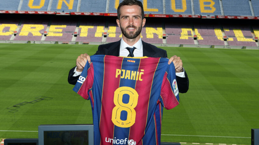 Pjanić raskinuo ugovor sa Barselonom i prešao u Šardžu iz Emirata