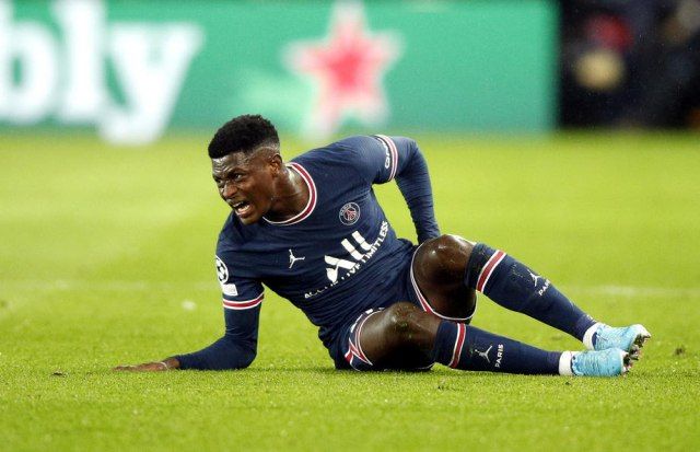 Nuno Mendeš ostaje u Parizu, potpisan ugovor do 2026. godine