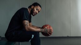 Derik Rouz #1 – Ruža sa ožiljcima