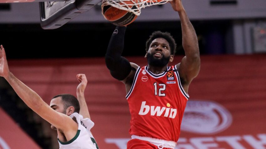 Zvezda dovodi nekadašnjeg centra Budućnosti