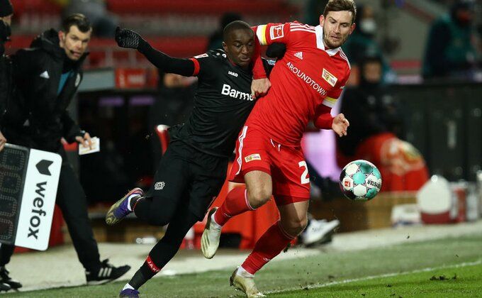 Njukasl ne staje, Musa Diabi blizu "Sent Džejms Parka"