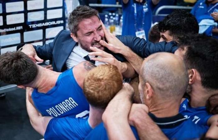 Poceko jurio srpskog arbitra (video)