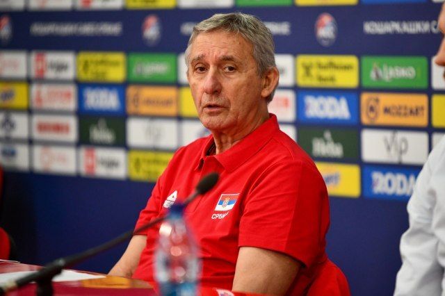 Pešić: "Nemamo nikoga,..."