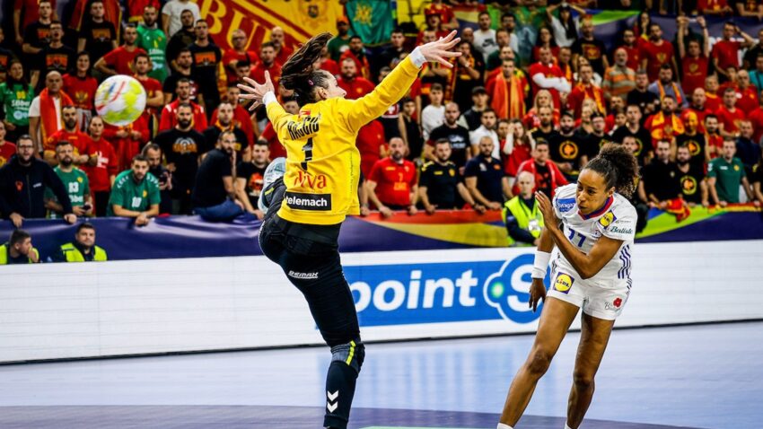 Francuska je moćna, Crna Gora protiv Rumunije traži polufinale