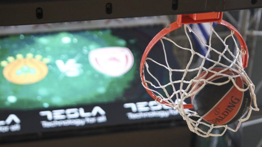 ATINA JE CRVENO-BIJELA: Olimpijakos pregazio Radonjićev Panatinaikos